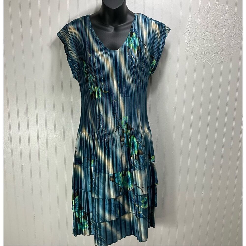 MINI PLEATS Satin Pleated Dress